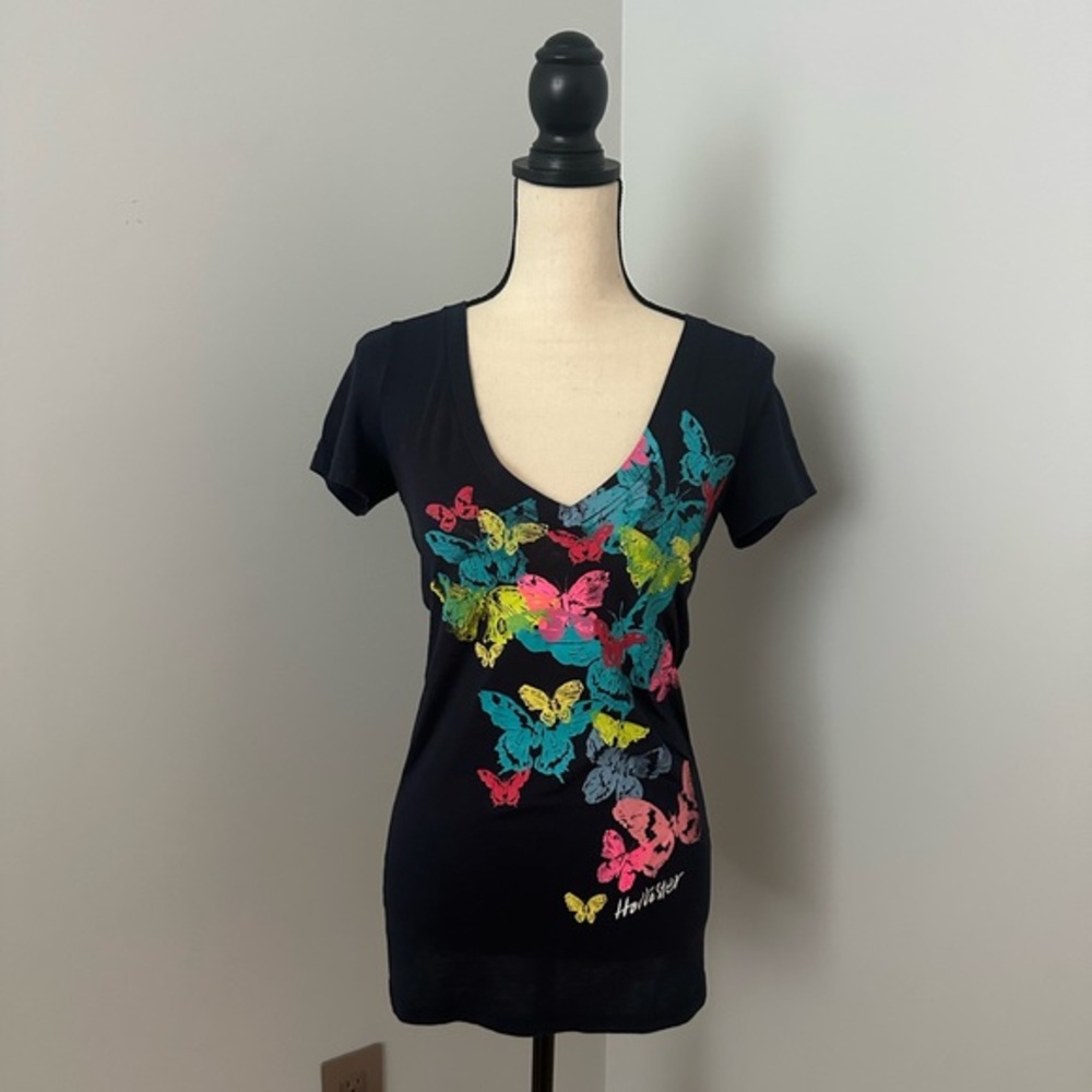 HOLLISTER WOMENS GRAPHIC T-SHIRT